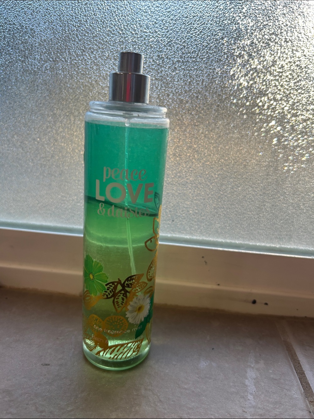 Bath & Body Works Peace Love & Sunshine Green Floral Body Mist